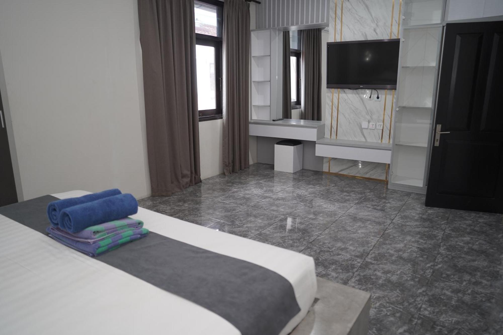 4 Bedroom Villa Kuta Regency B10 Buitenkant foto