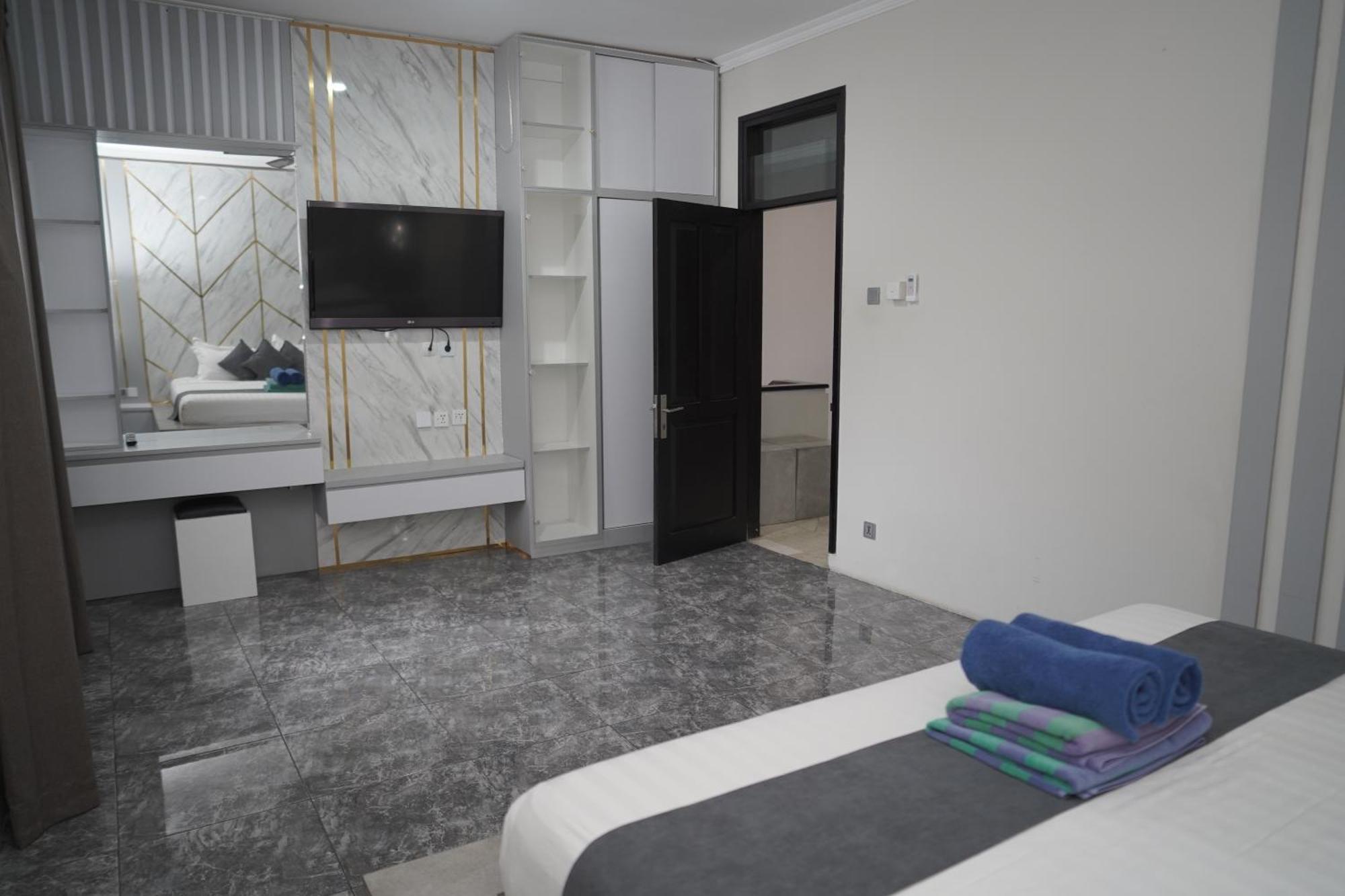 4 Bedroom Villa Kuta Regency B10 Buitenkant foto